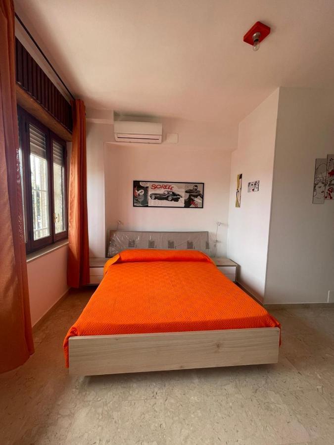 كروتوني La Finestra Sul Mare B&B المظهر الخارجي الصورة